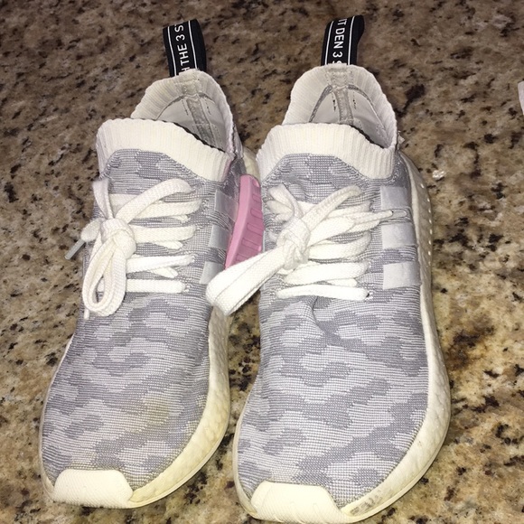 Adidas NMD R2 - Picture 8 of 9